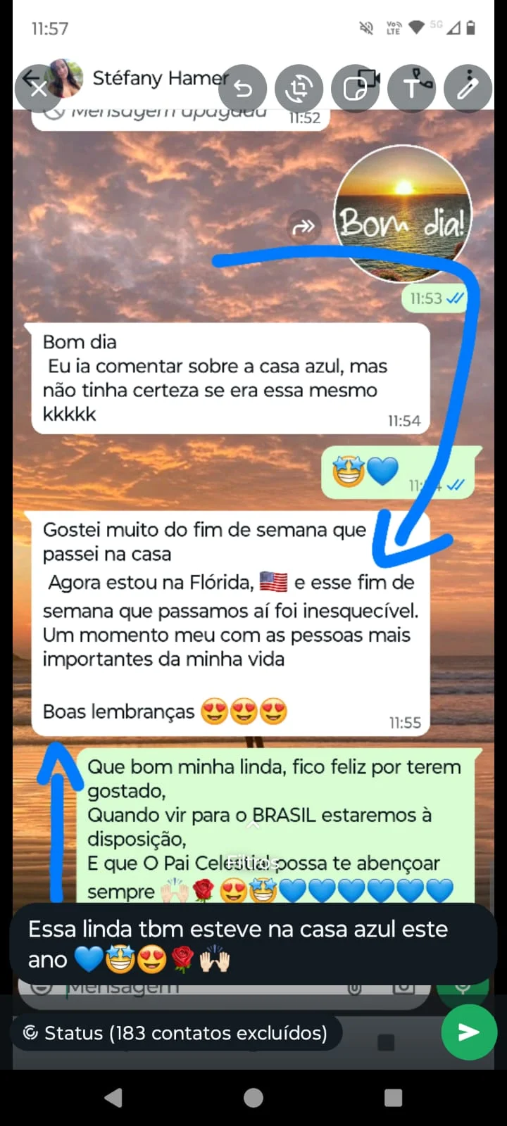 Mensagem de cliente satisfeito com a estadia no litoral